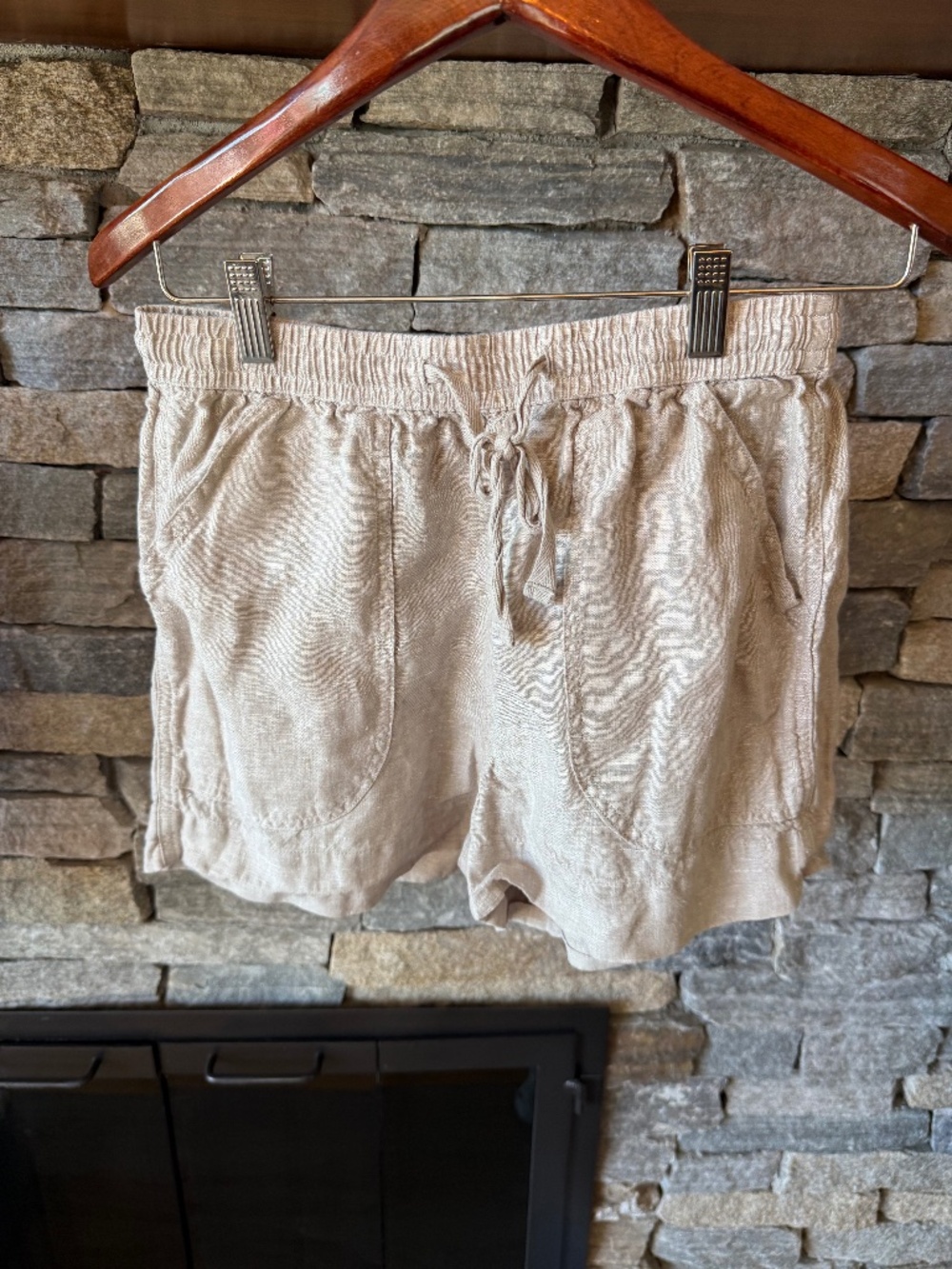 Linen shorts size small